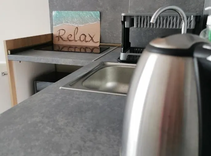 Admiral Plaza Sunrise C13 Apartman Napospart