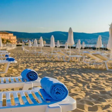 Admiral Plaza Sunrise C13 * Sunny Beach